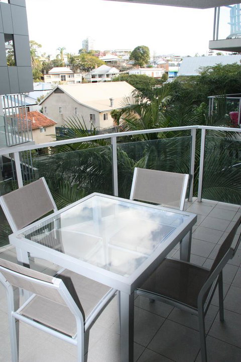 Allegro Apartments - QLD Tourism 10