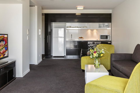 Code Apartments - QLD Tourism 36