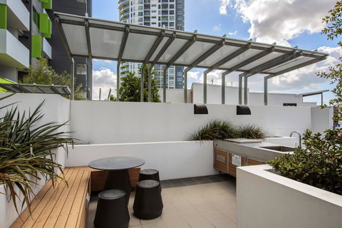 Code Apartments - QLD Tourism 18