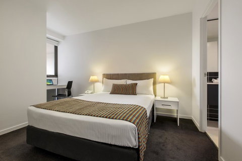 Code Apartments - QLD Tourism 9