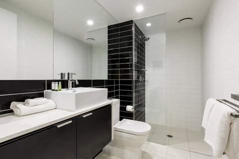 Code Apartments - QLD Tourism 32