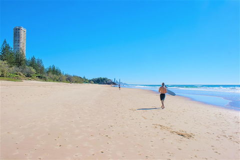 Key Largo Holiday Apartments - Queensland Tourism 1