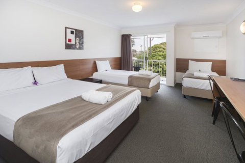 Sunshine Beach Resort - QLD Tourism 6