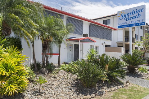 Sunshine Beach Resort - QLD Tourism 3
