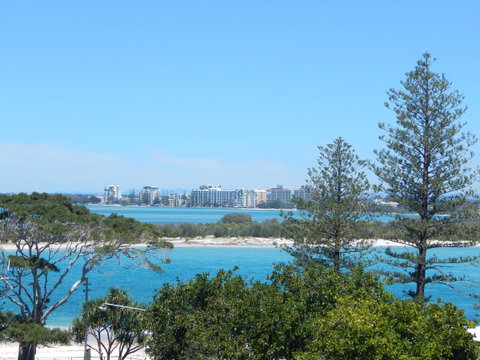 Tranquil Shores - QLD Tourism 15