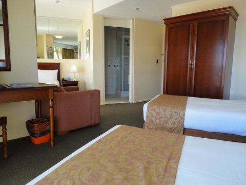 Madison Tower Mill Hotel - QLD Tourism 19