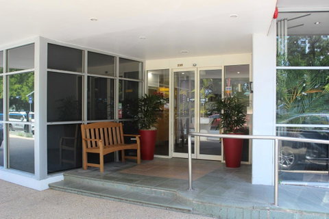 Madison Tower Mill Hotel - QLD Tourism 1
