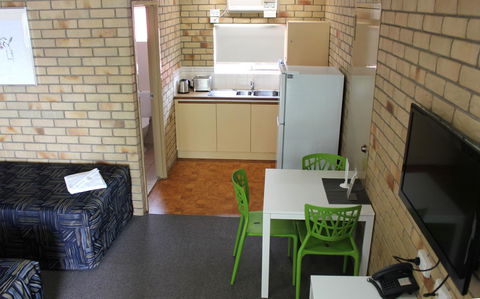 City Motor Inn - Queensland Tourism 13