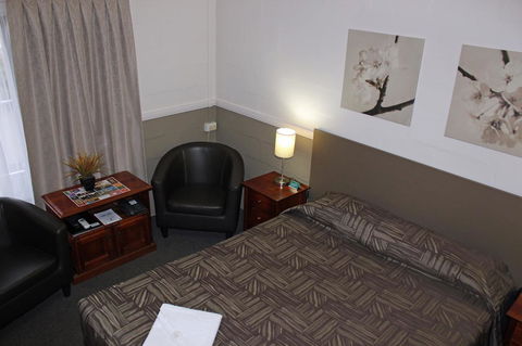 City Motor Inn - Queensland Tourism 5
