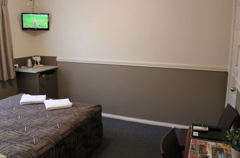 City Motor Inn - Queensland Tourism 11