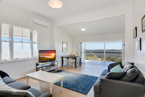 Cloud Hill - QLD Tourism 14