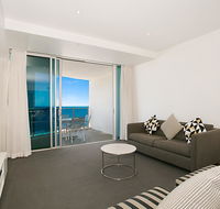Number 1 H Luxury Residence - Netflix WiFi  More - Queensland Tourism