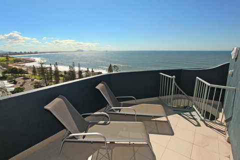 Malibu Apartments - QLD Tourism 5