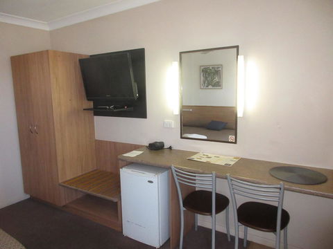 Riviera On Ruthven - Queensland Tourism 11