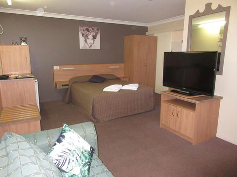 Riviera On Ruthven - Queensland Tourism 20