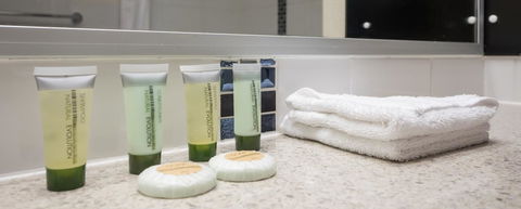 Sunshine Tower Hotel - QLD Tourism 14