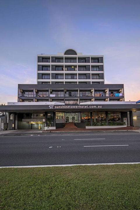 Sunshine Tower Hotel - QLD Tourism 11
