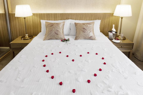 Hotel Diana - QLD Tourism 34