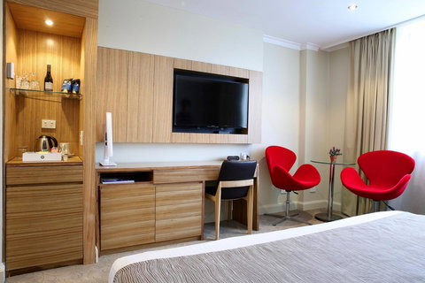 Hotel Diana - QLD Tourism 40