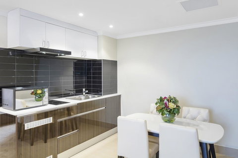 Hotel Diana - QLD Tourism 41