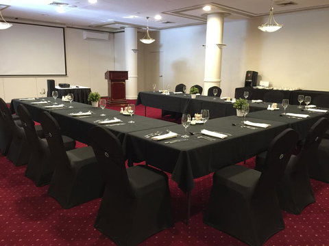 Hotel Diana - QLD Tourism 15