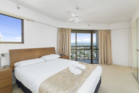 Burleigh Esplanade Apartments - QLD Tourism 29
