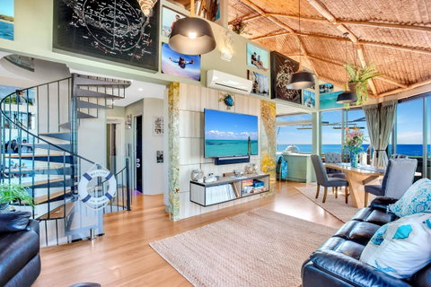 Burleigh Esplanade Apartments - QLD Tourism 5