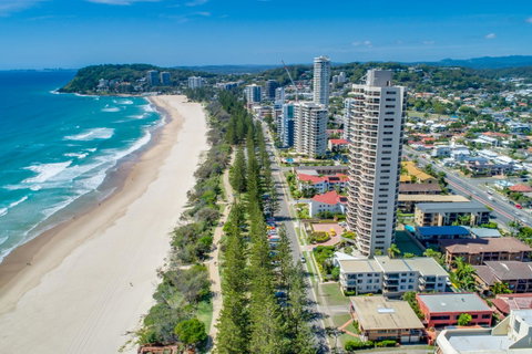 Burleigh Esplanade Apartments - QLD Tourism 19