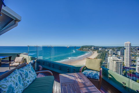 Burleigh Esplanade Apartments - QLD Tourism 4