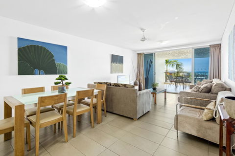 Azure Sea Whitsunday Resort - QLD Tourism 32