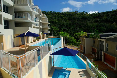Azure Sea Whitsunday Resort - QLD Tourism 0