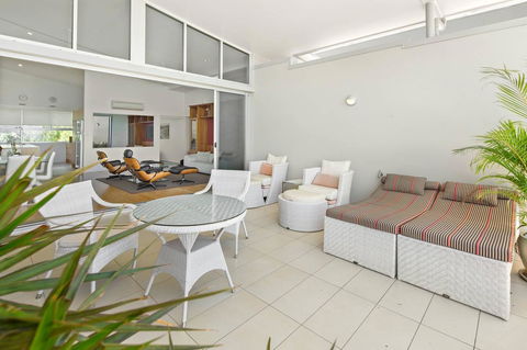 Azure Sea Whitsunday Resort - QLD Tourism 11