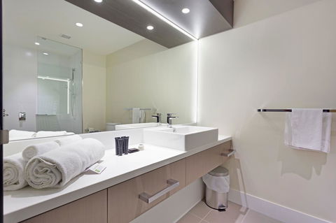 Calamvale Hotel Suites And Conference Centre - QLD Tourism 25