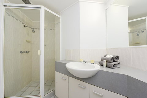 Lindomare Apartments - QLD Tourism 42