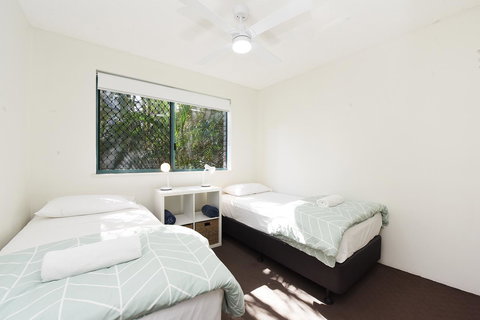 Lindomare Apartments - QLD Tourism 5