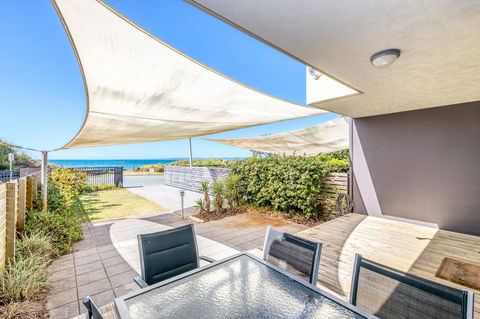 On The Beach Resort Bribie Island - QLD Tourism 17