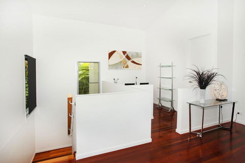 224 Centenary Heights Road Coolum Beach, 500 Dollar Bond, Linen Included - QLD Tourism 7