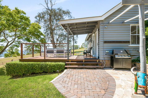 Hollow Tree Farm - Queensland Tourism 18