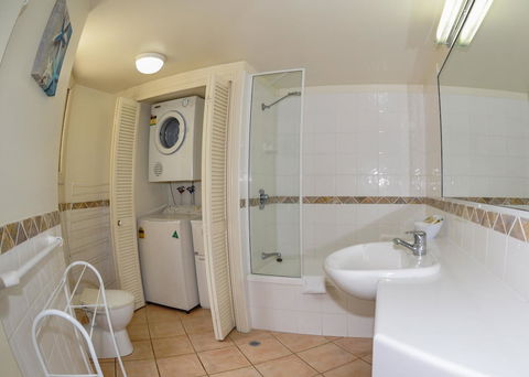 Toscana Village Resort - QLD Tourism 43