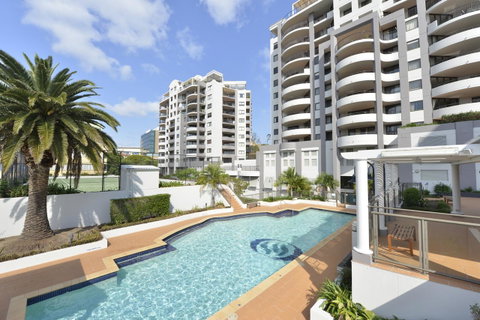 The Oasis Apartments - QLD Tourism 0