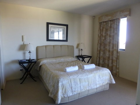 The Oasis Apartments - QLD Tourism 17