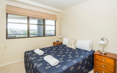 The Oasis Apartments - QLD Tourism 12