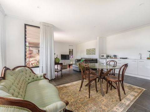 Sam's Buderim Mountain Guest House - QLD Tourism 16