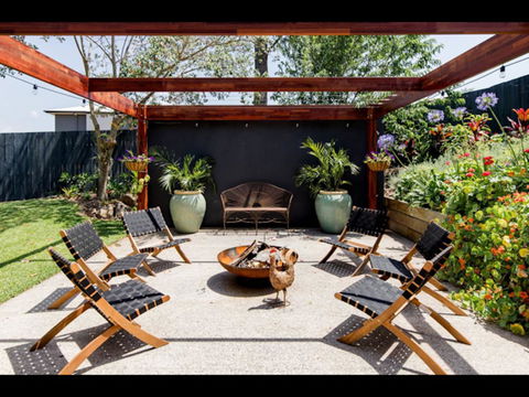 Sam's Buderim Mountain Guest House - QLD Tourism 12