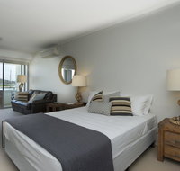 Blue on Blue Studio Room 1272