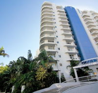 Surfers Mayfair - Queensland Tourism
