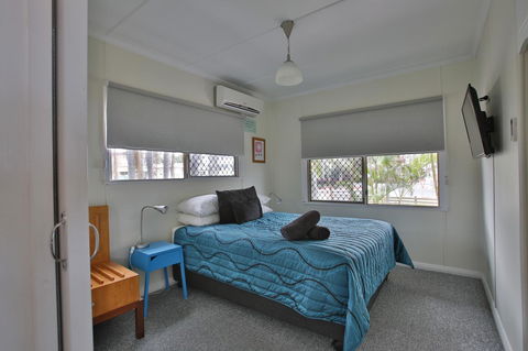 Pale Pacific Holiday Units - QLD Tourism 10