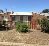 Wattle hill cottage - Queensland Tourism
