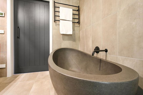 Way Out Wandi - Queensland Tourism 2