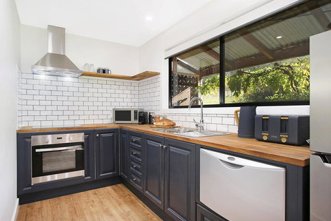 Way Out Wandi - Queensland Tourism 3